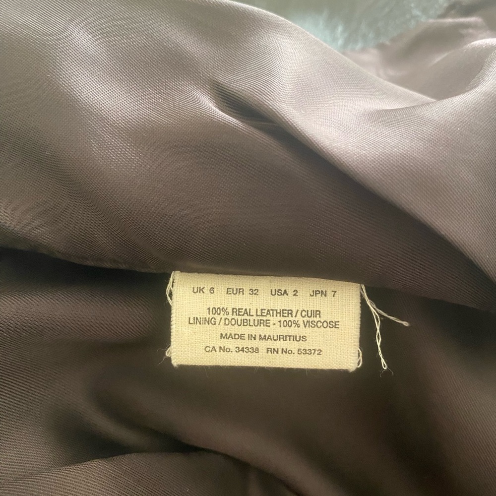 FARHI leather jacket;  button up lined and pockets - Picture 15 of 15